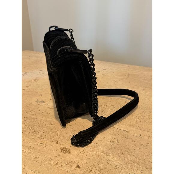Rebecca Minkoff Velvet Quilted Chevron Crossbody Bag Black Adjustable Chain - Picture 8 of 11
